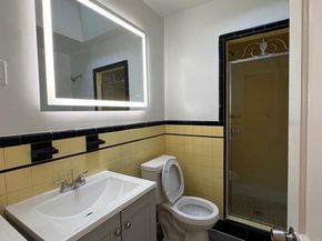 3251 Saint Vincent Street, Philadelphia PA 19149