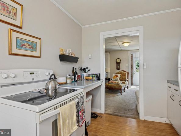 413 N Pine Street, Langhorne PA 19047