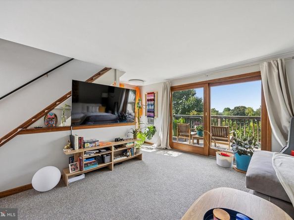 413 N Pine Street, Langhorne PA 19047