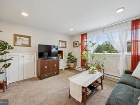 413 N Pine Street, Langhorne PA 19047