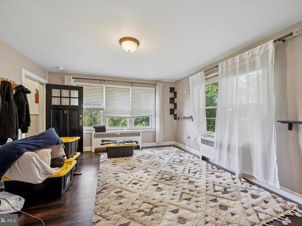 413 N Pine Street, Langhorne PA 19047