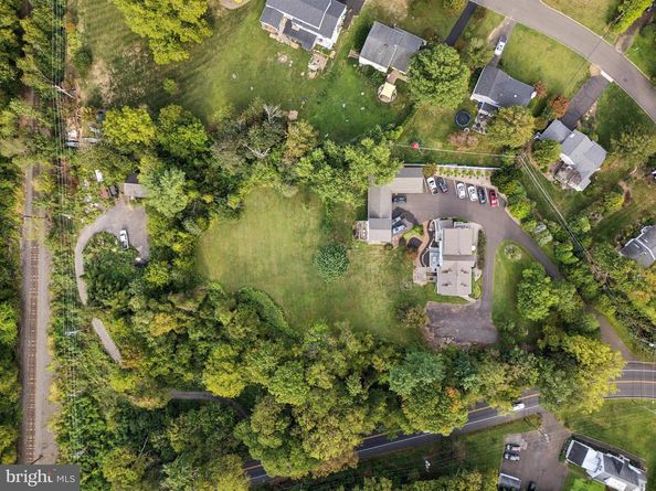 413 N Pine Street, Langhorne PA 19047