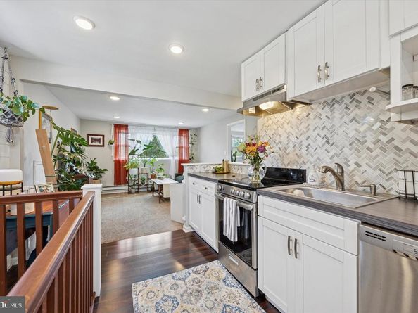 413 N Pine Street, Langhorne PA 19047