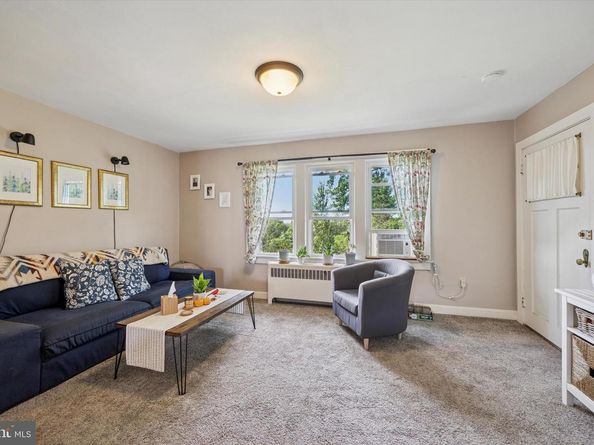 413 N Pine Street, Langhorne PA 19047