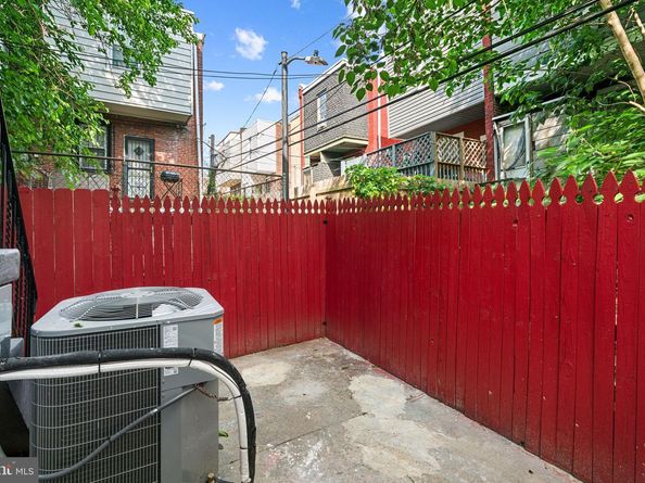 5514 Broomall Street, Philadelphia PA 19143