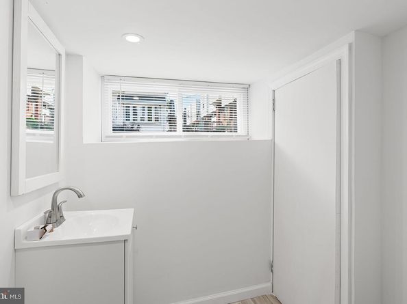 5514 Broomall Street, Philadelphia PA 19143