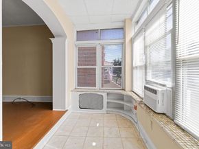 6040 Lawndale Avenue, Philadelphia PA 19111