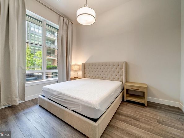 1761 Old Meadow Road 102, Mclean VA 22102
