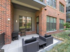 1761 Old Meadow Road 102, Mclean VA 22102