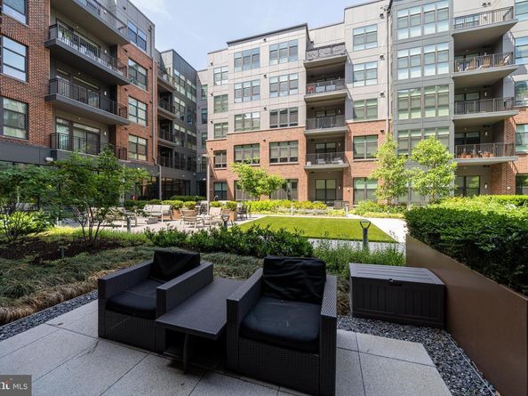 1761 Old Meadow Road 102, Mclean VA 22102