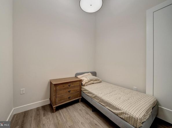 1761 Old Meadow Road 102, Mclean VA 22102