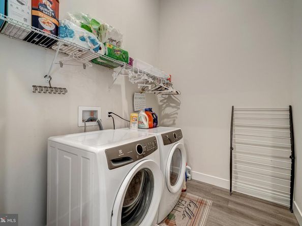 1761 Old Meadow Road 102, Mclean VA 22102