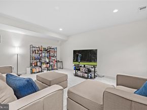 4801 29TH Street N, Arlington VA 22207