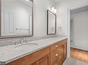 4801 29TH Street N, Arlington VA 22207