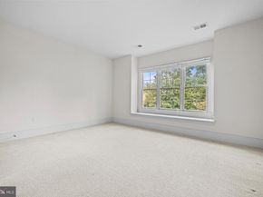 4801 29TH Street N, Arlington VA 22207