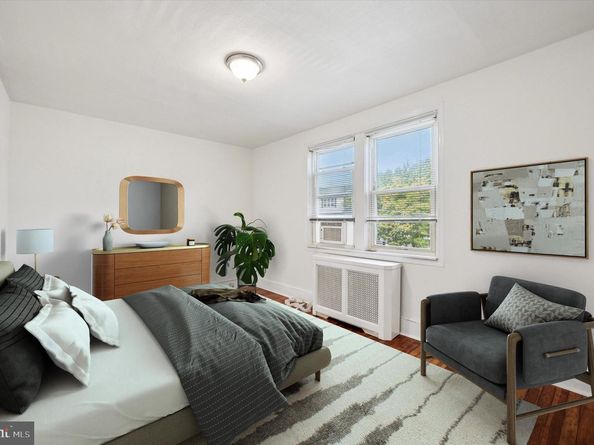 924 Pitman Avenue, Darby PA 19023