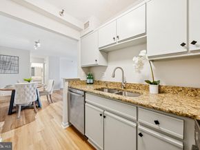 900 N Stafford Street 915, Arlington VA 22203