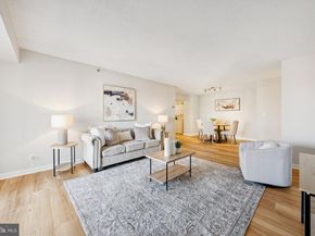 900 N Stafford Street 915, Arlington VA 22203