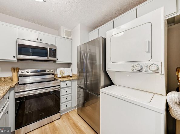 900 N Stafford Street 915, Arlington VA 22203