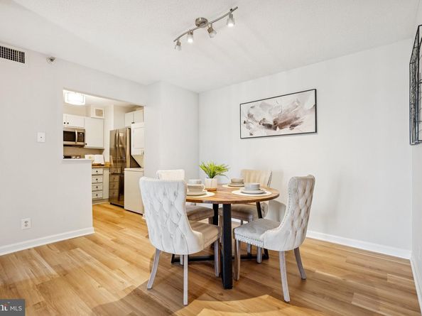 900 N Stafford Street 915, Arlington VA 22203