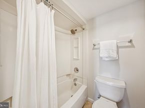 900 N Stafford Street 915, Arlington VA 22203