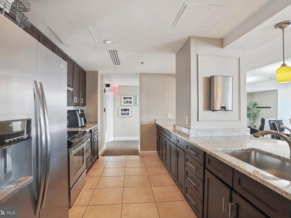 900 N Stafford Street 915, Arlington VA 22203