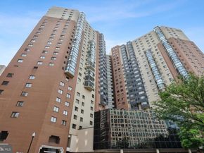 900 N Stafford Street 915, Arlington VA 22203