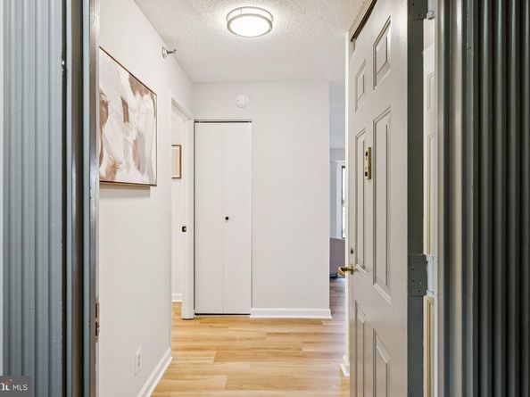 900 N Stafford Street 915, Arlington VA 22203