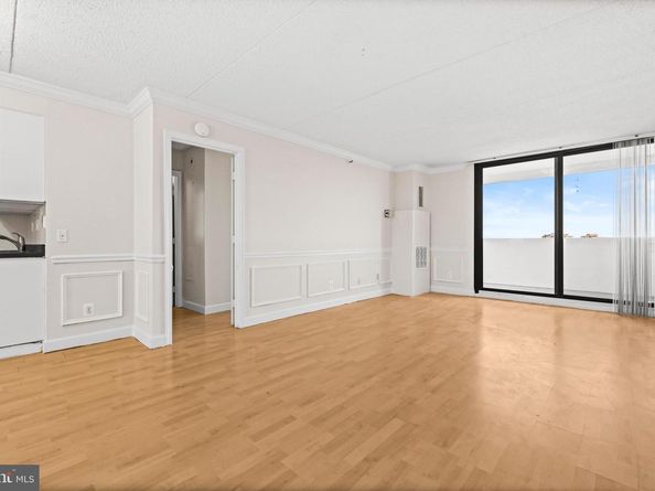 5911 Edsall Road 1209, Alexandria VA 22304