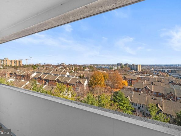 5911 Edsall Road 1209, Alexandria VA 22304