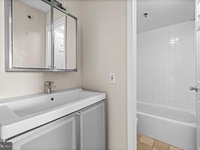 5911 Edsall Road 1209, Alexandria VA 22304