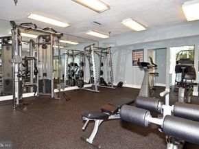 3315 Wyndham Circle 1223, Alexandria VA 22302