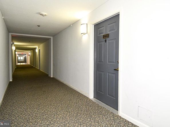 3315 Wyndham Circle 1223, Alexandria VA 22302