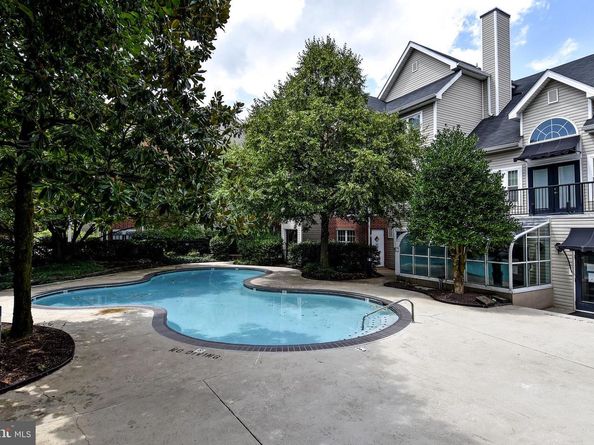 3315 Wyndham Circle 1223, Alexandria VA 22302