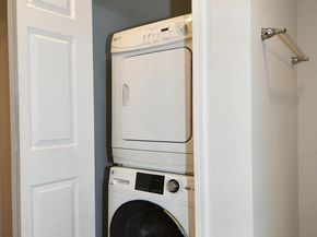 3315 Wyndham Circle 1223, Alexandria VA 22302