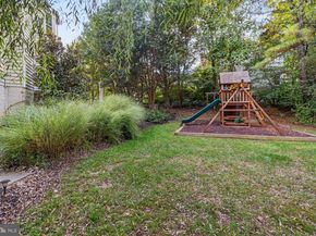 11910 Crayton Court, Herndon VA 20170