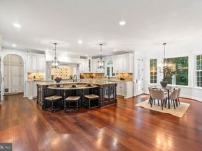11910 Crayton Court, Herndon VA 20170