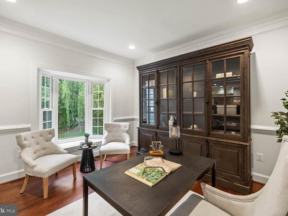 11910 Crayton Court, Herndon VA 20170