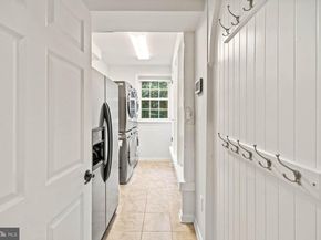 11910 Crayton Court, Herndon VA 20170