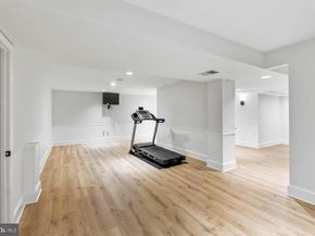 11910 Crayton Court, Herndon VA 20170