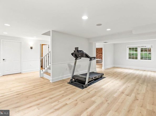 11910 Crayton Court, Herndon VA 20170