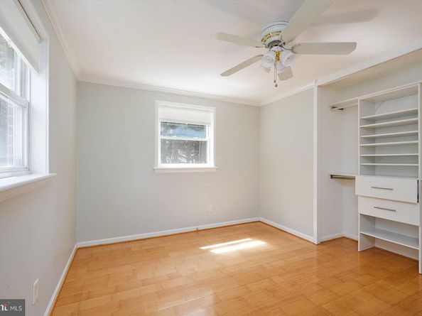 6400 Bells Mill Road, Bethesda MD 20817
