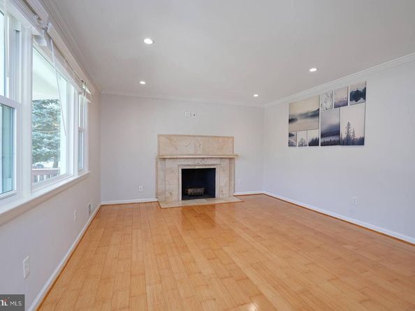 6400 Bells Mill Road, Bethesda MD 20817
