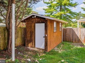 6400 Bells Mill Road, Bethesda MD 20817