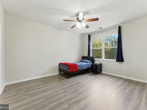 12958 Centre Park Circle 219, Herndon VA 20171
