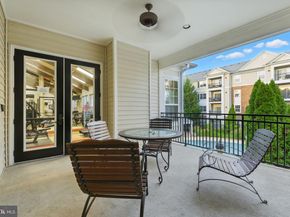 12958 Centre Park Circle 219, Herndon VA 20171