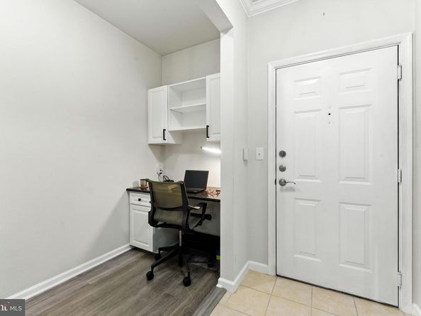 12958 Centre Park Circle 219, Herndon VA 20171