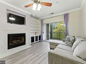 12958 Centre Park Circle 219, Herndon VA 20171