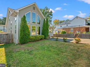 2046 S Shirlington Road, Arlington VA 22204