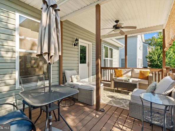 2046 S Shirlington Road, Arlington VA 22204